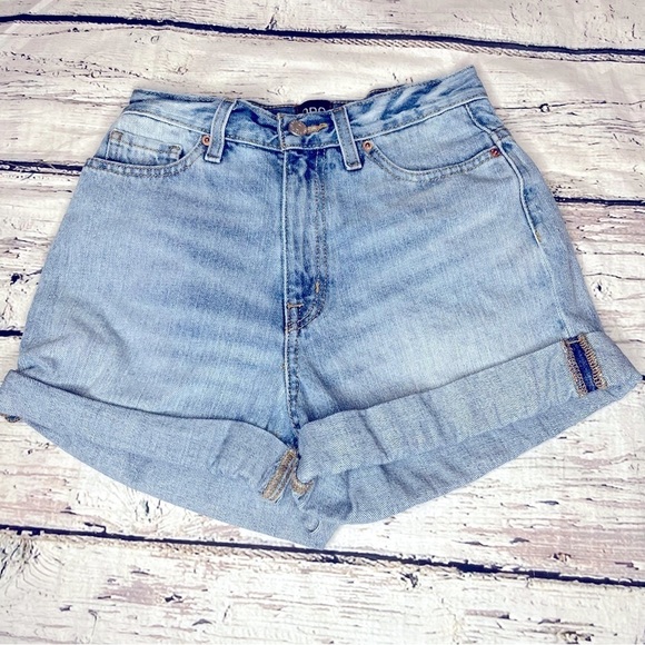 BDG Pants - BDG Mom High Rise Denim Shorts Size 25